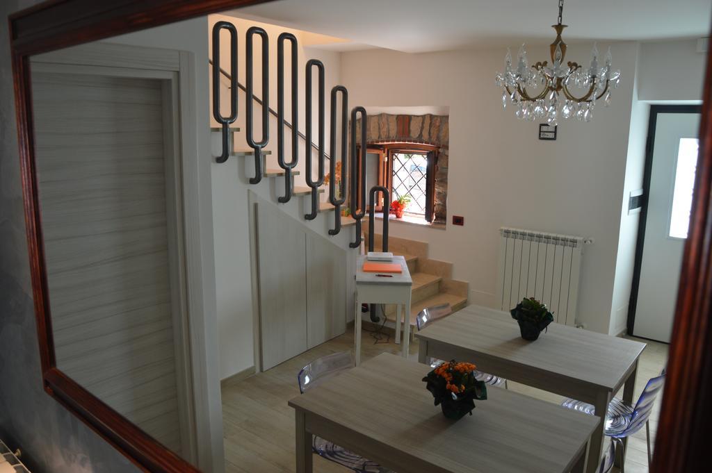 Guest House - Il Granaio Norma Eksteriør billede