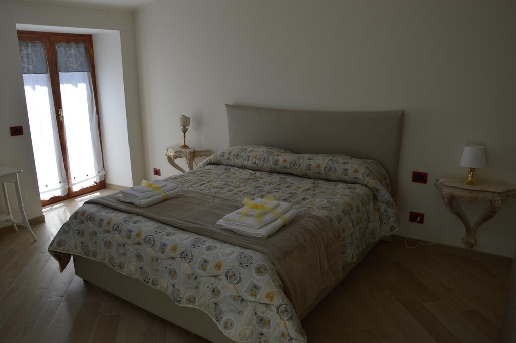 Guest House - Il Granaio Norma Eksteriør billede